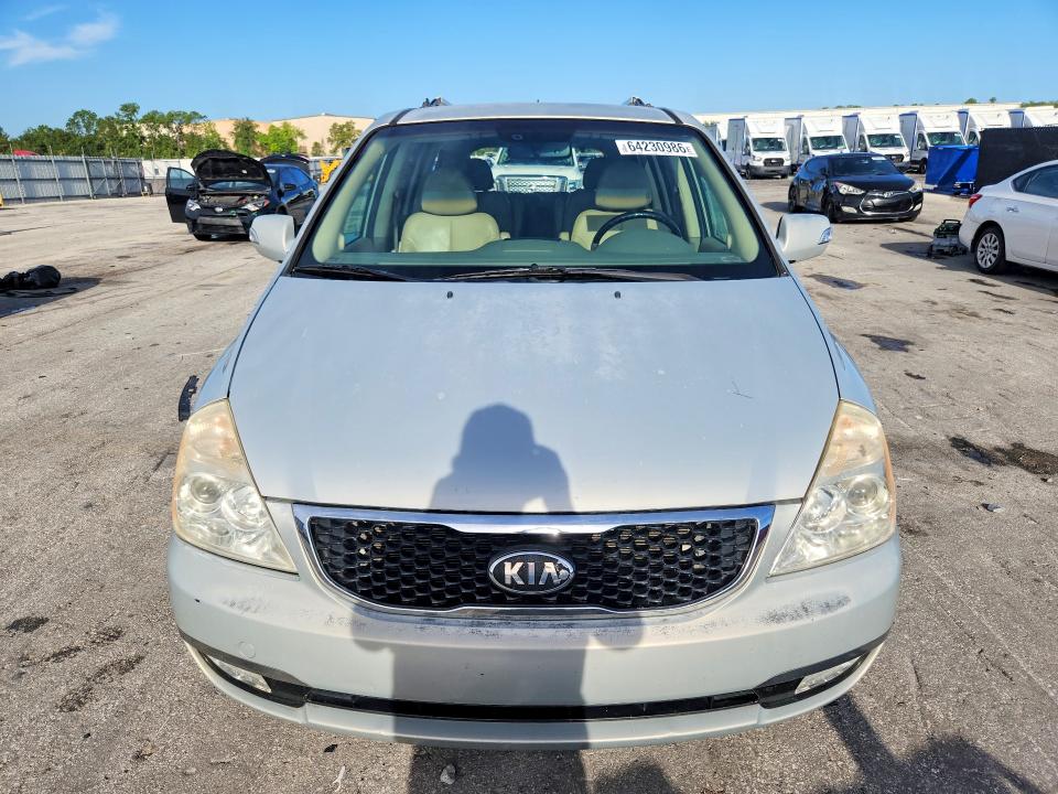 2014 Kia Sedona მანქანა იყიდება აუქციონზე, vin: KNDMH4C70E6588996, აუქციონის ნომერი: 64230986