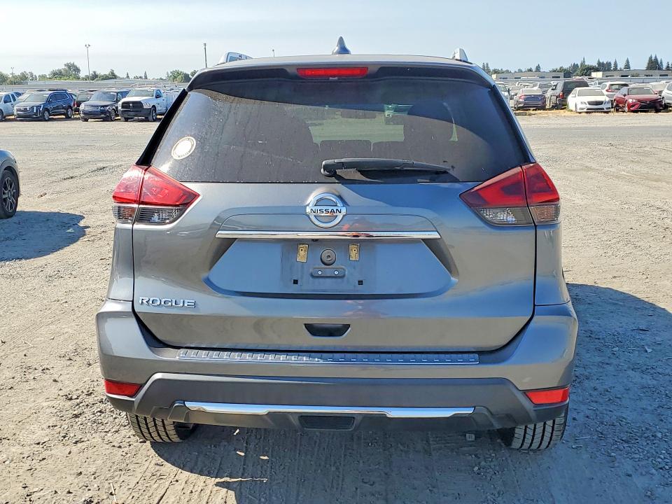 Aukcja sprzedaży 2018 Nissan Rogue, vin: 5N1AT2MT0JC825950, numer aukcji: 63769076