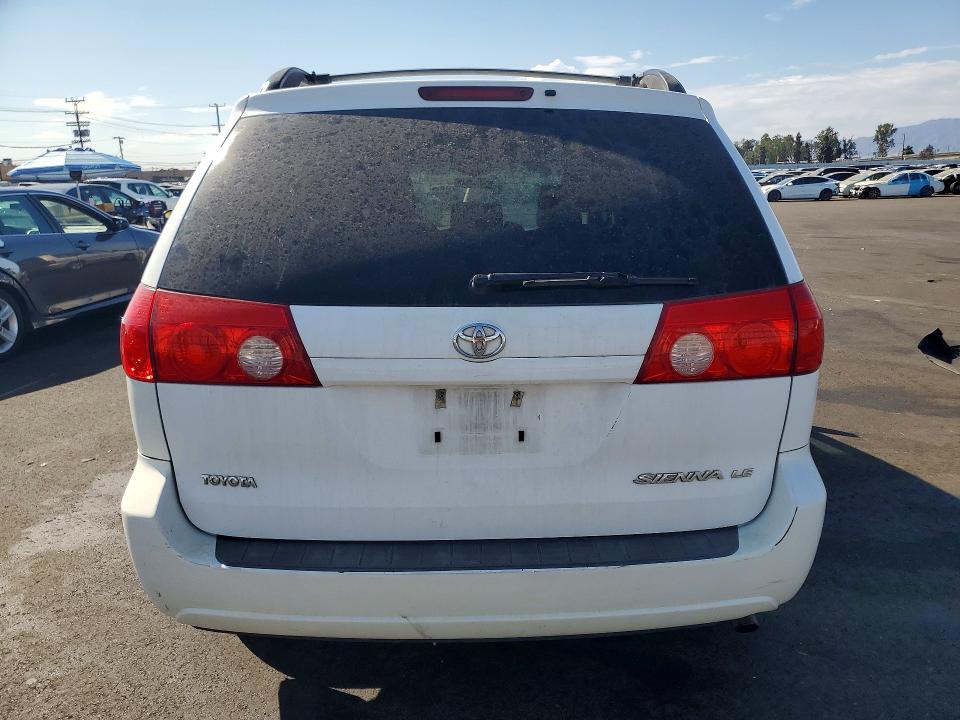 Aukcja sprzedaży 2010 Toyota Sienna, vin: 5TDKK4CC1AS327621, numer aukcji: 64695506
