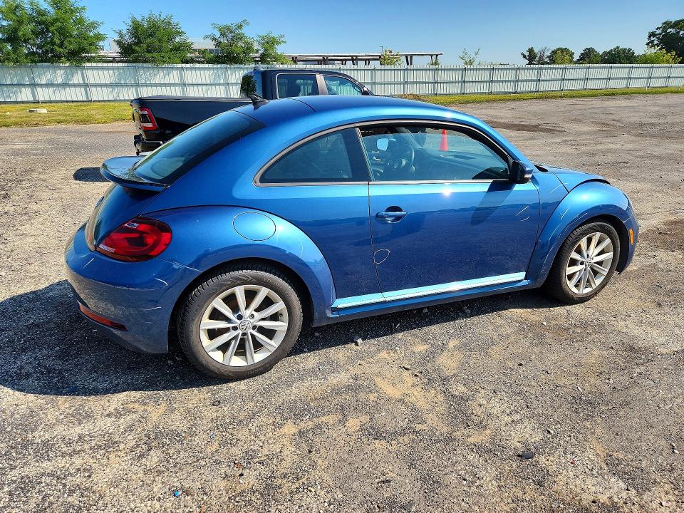Aukcja sprzedaży 2018 Volkswagen Beetle, vin: 3VWFD7AT1JM727739, numer aukcji: 62836156