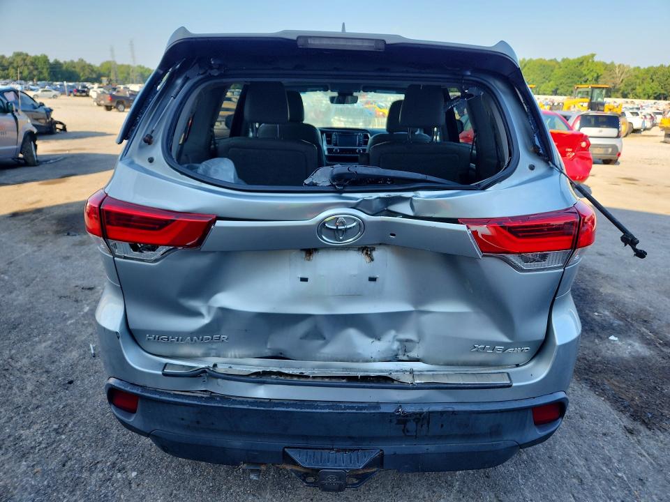 Продаж на аукціоні авто 2017 Toyota Highlander, vin: 5TDJZRFH8HS508995, номер лоту: 62882106
