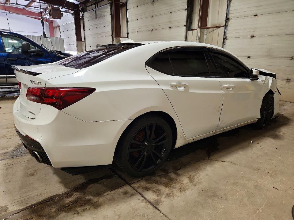 Aukcja sprzedaży 2018 Acura Tlx, vin: 19UUB3F69JA005641, numer aukcji: 63935046