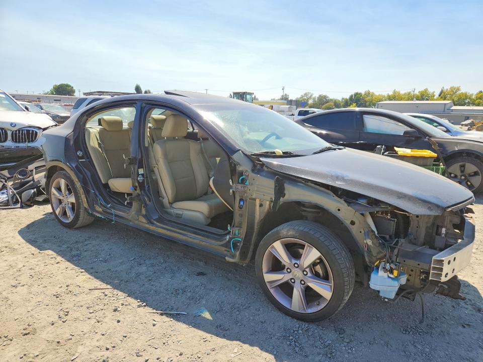 63707756 :رقم المزاد ، 19VDE1F72DE012265 vin ، 2013 Acura Ilx مزاد بيع