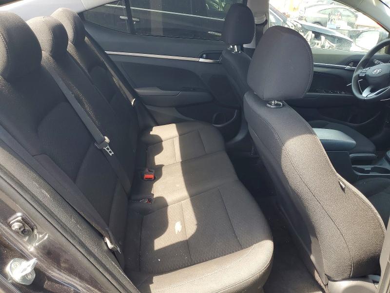 64817516 :رقم المزاد ، 5NPD74LF5LH555716 vin ، 2020 Hyundai Elantra مزاد بيع