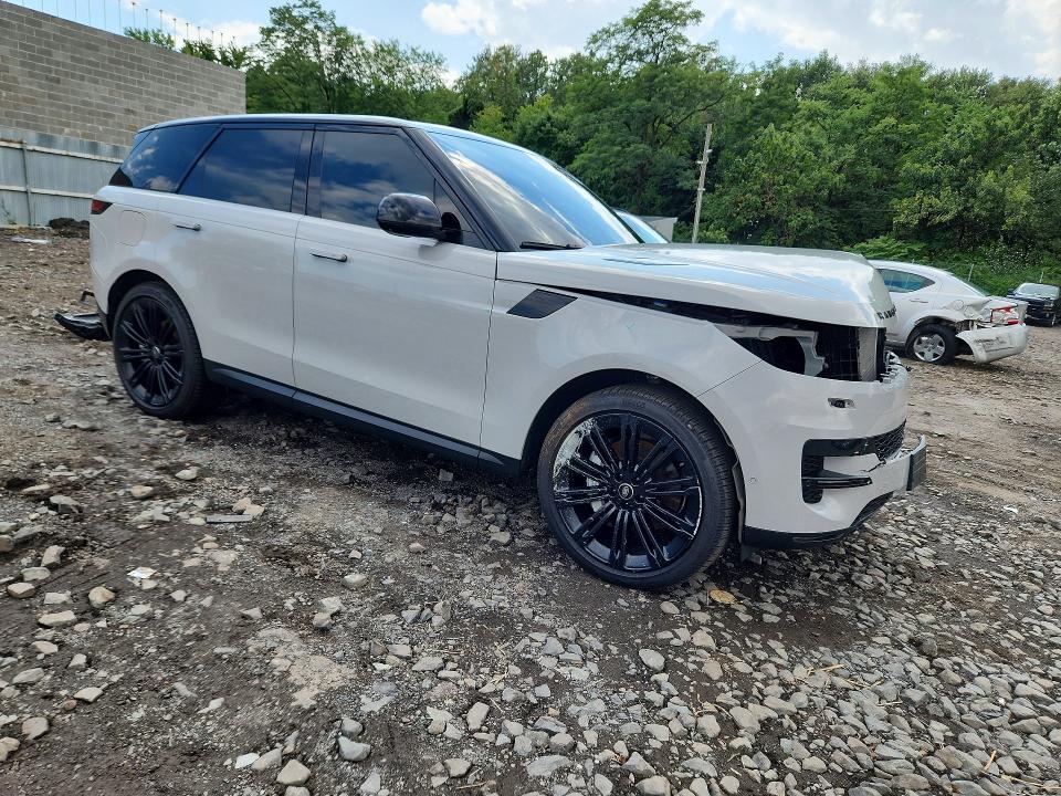 2025 Land Rover Range Rover Sport მანქანა იყიდება აუქციონზე, vin: SAL1P9EU8SA488555, აუქციონის ნომერი: 64710536