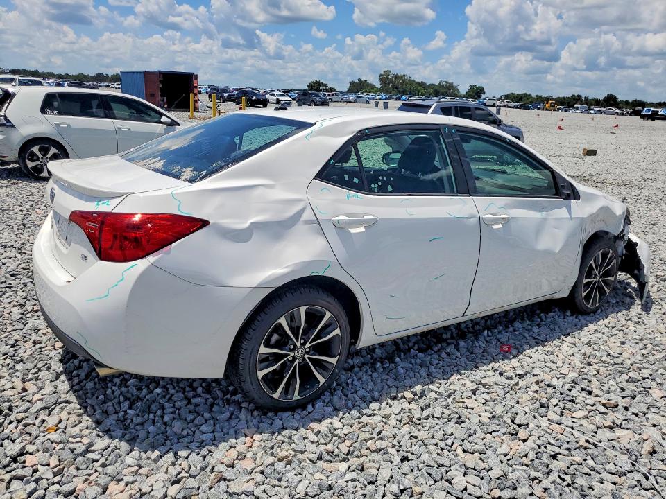Продажа на аукционе авто 2018 Toyota Corolla, vin: 2T1BURHE7JC103277, номер лота: 64606416