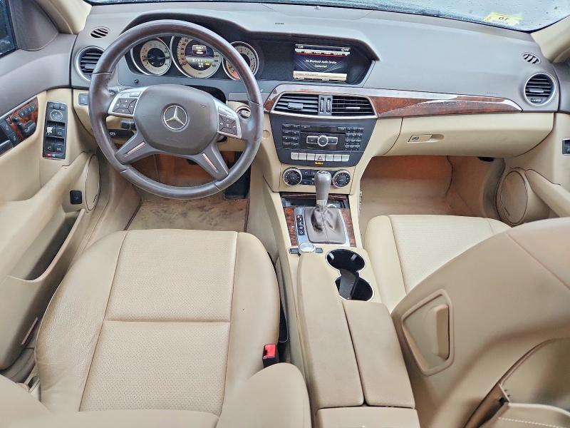 Продажа на аукционе авто 2014 Mercedes-benz C, vin: WDDGF8ABXER310001, номер лота: 64801256