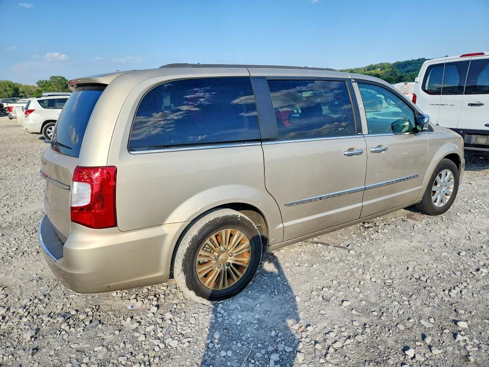 66453066 :رقم المزاد ، 2C4RC1CG6DR723036 vin ، 2013 Chrysler Town & Country مزاد بيع