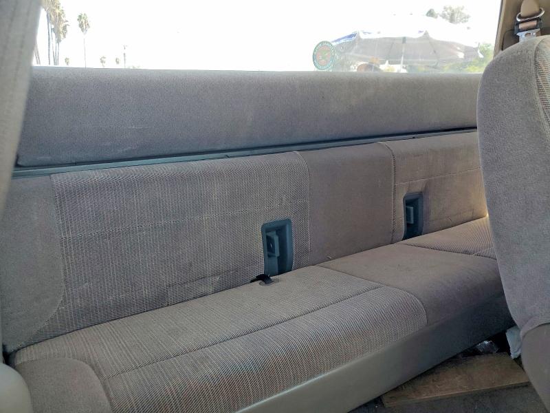 61646676 :رقم المزاد ، 1FTHX25GXVEC01009 vin ، 1997 Ford F250 مزاد بيع