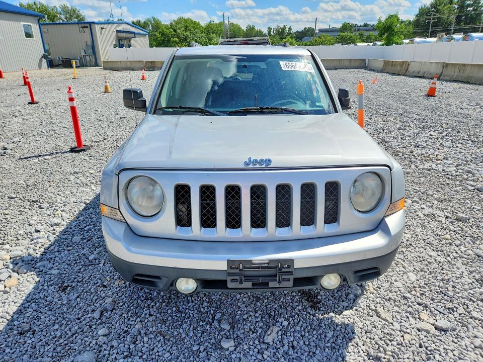 65649386 :رقم المزاد ، 1C4NJRBBXCD568615 vin ، 2012 Jeep Patriot مزاد بيع
