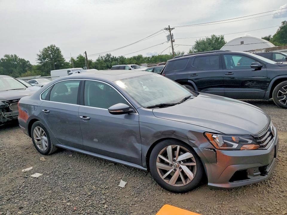 Auction sale of the 2018 Volkswagen Passat, vin: 1VWBA7A33JC021641, lot number: 65367486