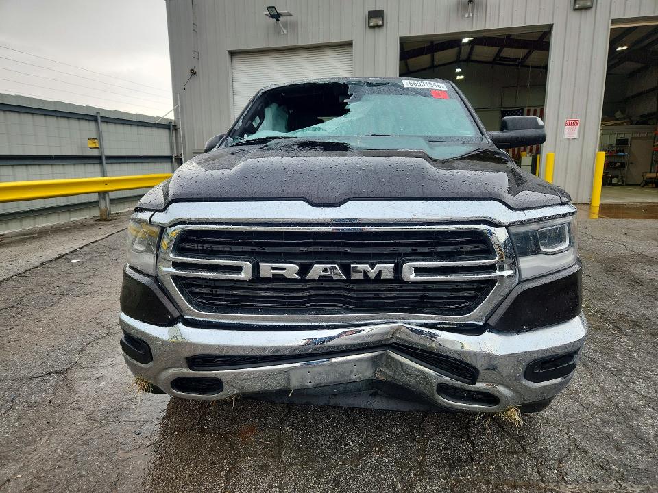 65931846 :رقم المزاد ، 1C6SRFFT4KN539236 vin ، 2019 Ram 1500 مزاد بيع