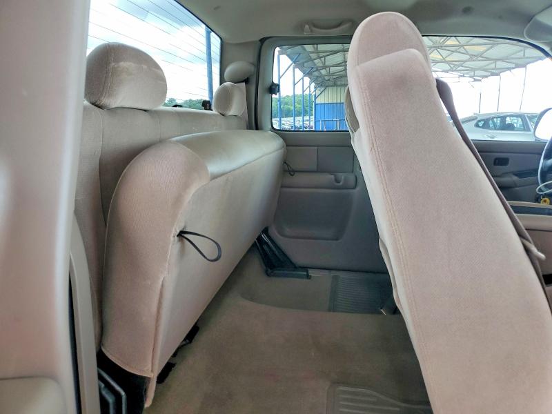 Продажа на аукционе авто 2004 Gmc New Sierra, vin: 2GTEC19V441226604, номер лота: 64389986