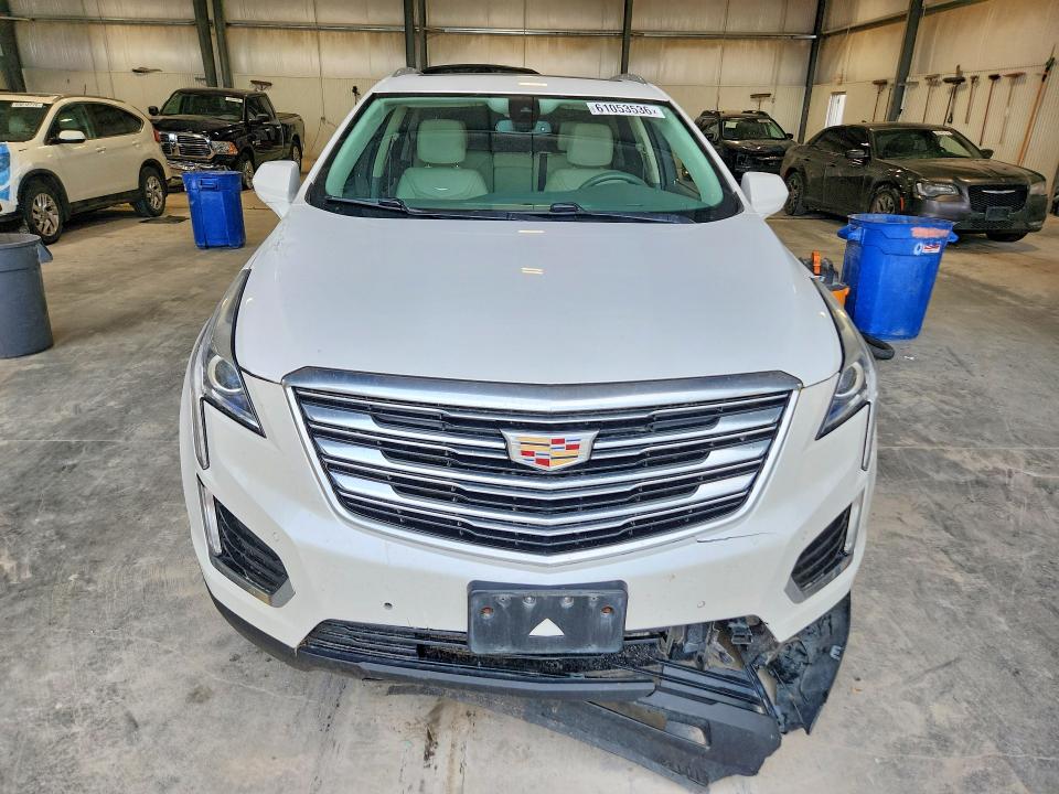 61053536 :رقم المزاد ، 1GYKNDRS1HZ146835 vin ، 2017 Cadillac Xt5 مزاد بيع