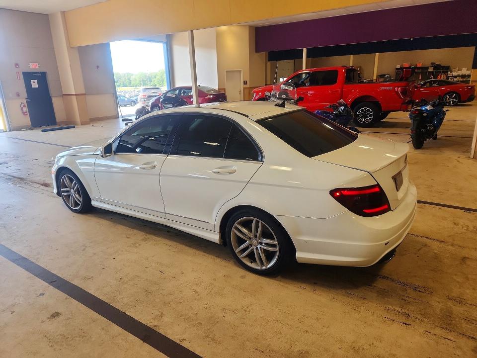 Aukcja sprzedaży 2013 Mercedes-benz C, vin: WDDGF8AB9DG108518, numer aukcji: 65983126