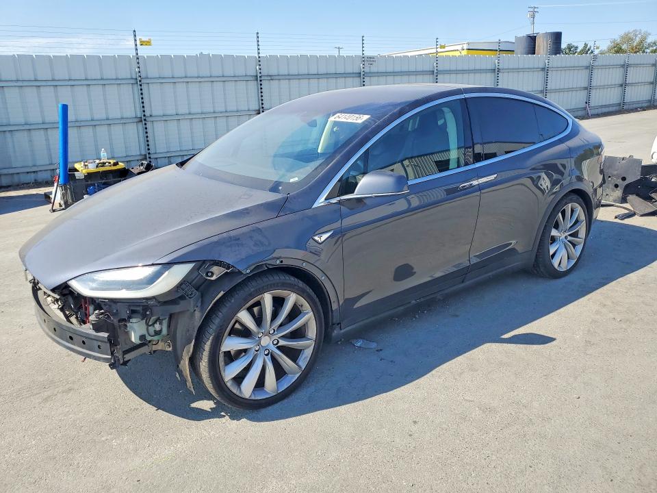 Auction sale of the 2016 Tesla Model X, vin: 5YJXCAE26GF016222, lot number: 64140156