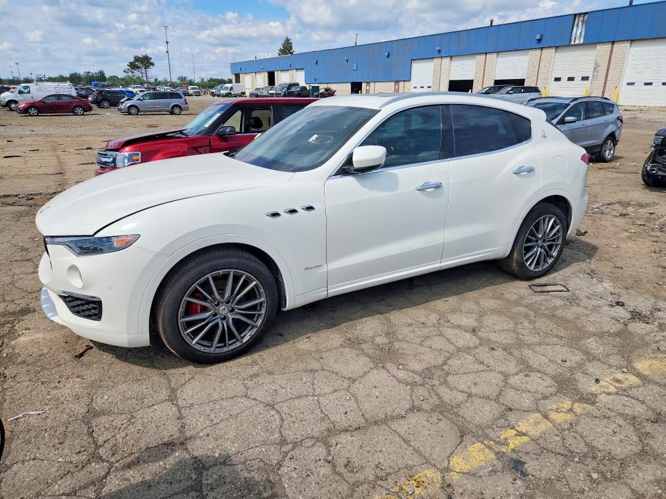 Продажа на аукционе авто 2020 Maserati Levante, vin: ZN661XUL4LX349869, номер лота: 65108156