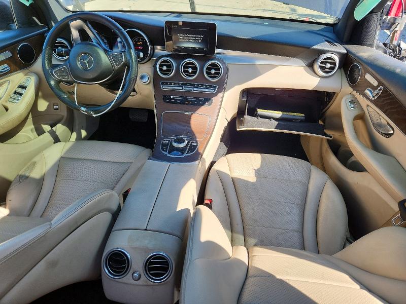 64577756 :رقم المزاد ، WDC0G4JB0JV103887 vin ، 2018 Mercedes-benz Glc مزاد بيع