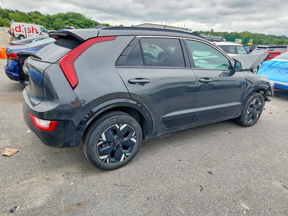 64753406 :رقم المزاد ، KNDCR3L11P5052954 vin ، 2023 Kia Niro مزاد بيع