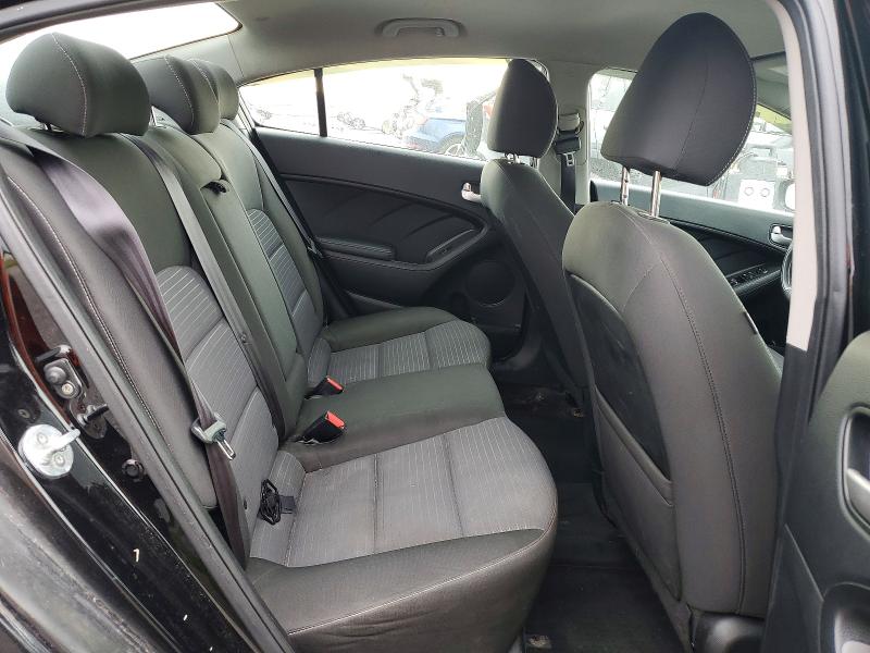 65828536 :رقم المزاد ، 3KPFL4A77HE059649 vin ، 2017 Kia Forte مزاد بيع