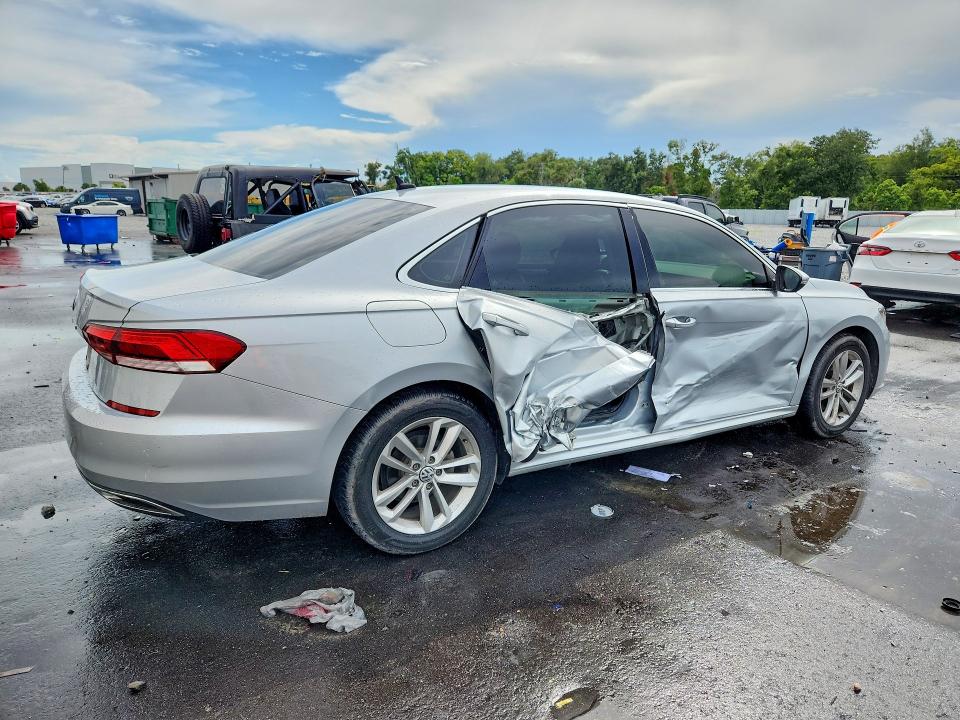 64499456 :رقم المزاد ، 1VWSA7A35LC009851 vin ، 2020 Volkswagen Passat مزاد بيع