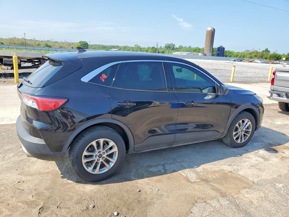64475966 :رقم المزاد ، 1FMCU0G69NUA69793 vin ، 2022 Ford Escape مزاد بيع