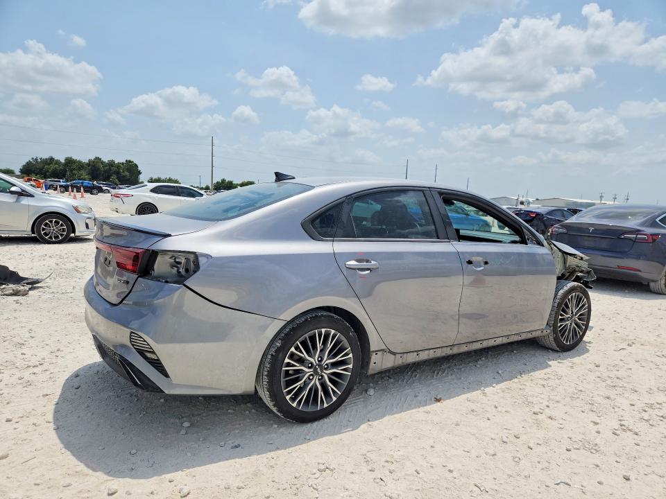 2023 Kia Forte მანქანა იყიდება აუქციონზე, vin: 3KPF54AD0PE578041, აუქციონის ნომერი: 62867146
