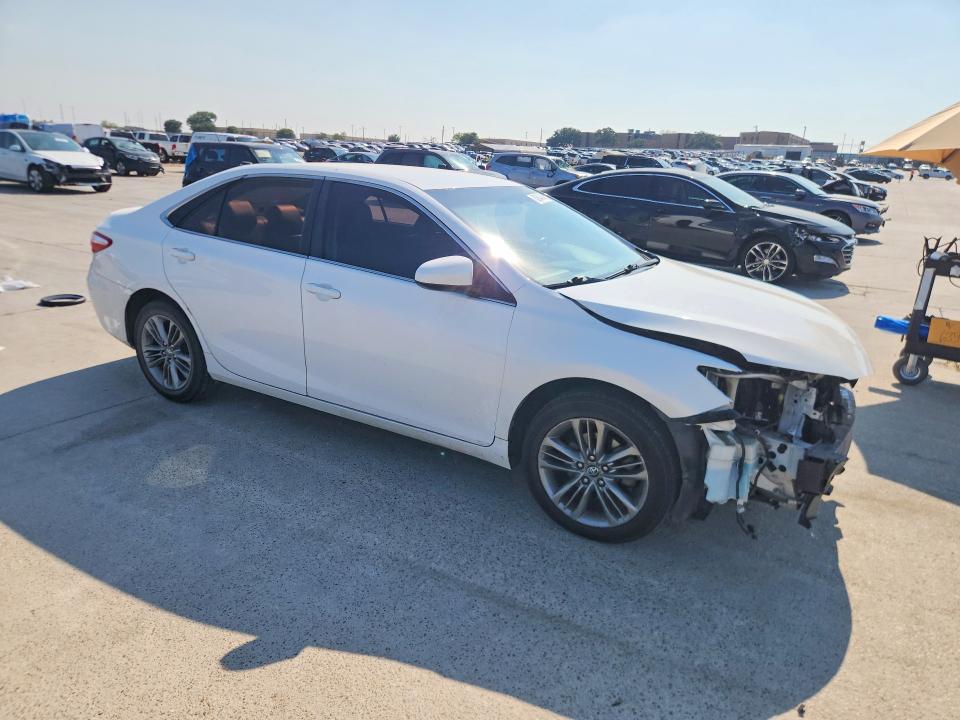 63604846 :رقم المزاد ، 4T1BF1FKXGU249586 vin ، 2016 Toyota Camry مزاد بيع