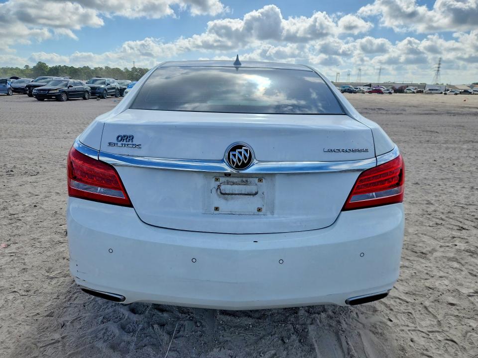 65743366 :رقم المزاد ، 1G4GB5G32EF102437 vin ، 2014 Buick Lacrosse مزاد بيع