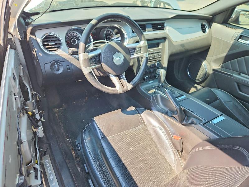 64454396 :رقم المزاد ، 1ZVBP8AM6D5238218 vin ، 2013 Ford Mustang مزاد بيع