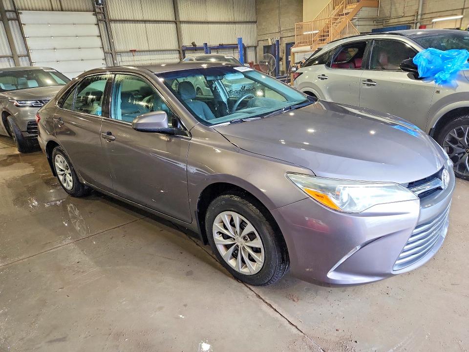 Продаж на аукціоні авто 2016 Toyota Camry, vin: 4T1BF1FKXGU196758, номер лоту: 63204486