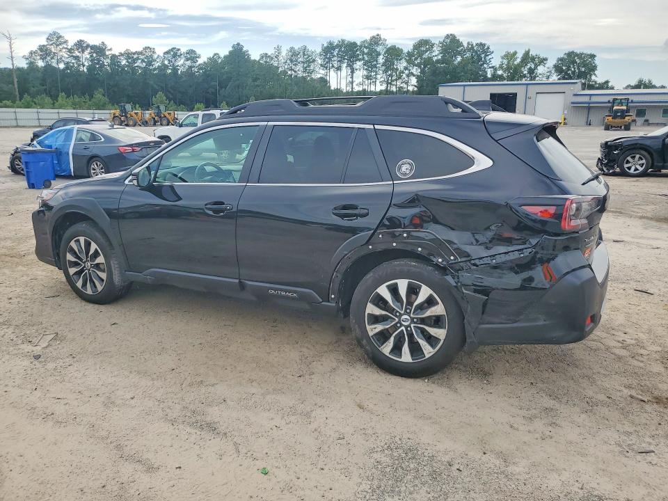 63604096 :رقم المزاد ، 4S4BTAMC8P3209937 vin ، 2023 Subaru Outback مزاد بيع