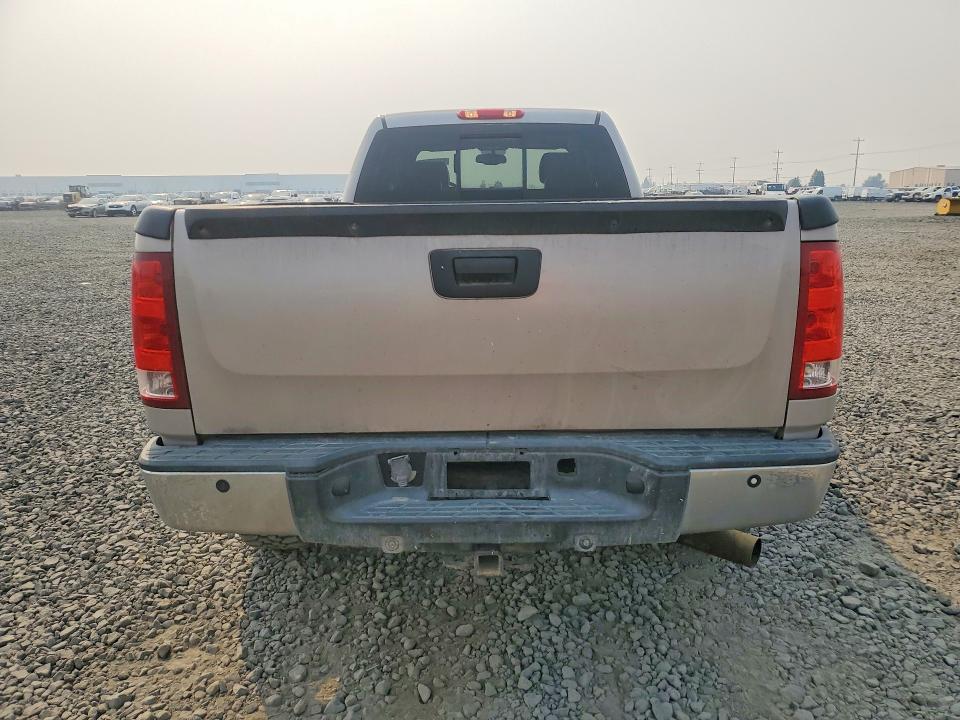 Продажа на аукционе авто 2008 Chevrolet Silverado, vin: 1GCHK23668F103229, номер лота: 63752686