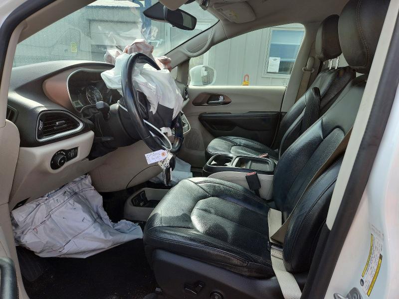 65012776 :رقم المزاد ، 2C4RC1BG8JR321077 vin ، 2018 Chrysler Pacifica مزاد بيع