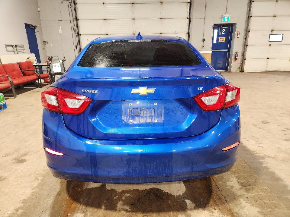 Продажа на аукционе авто 2018 Chevrolet Cruze, vin: 1G1BE5SM1J7122875, номер лота: 64754966