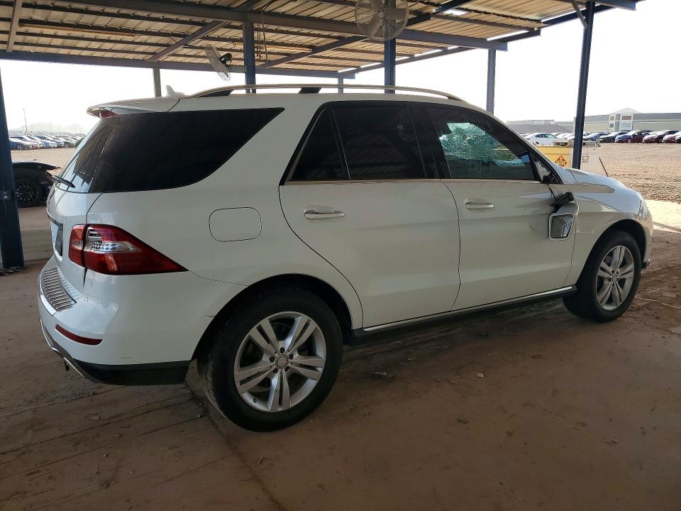 Продажа на аукционе авто 2015 Mercedes-benz Ml, vin: 4JGDA5JB2FA593497, номер лота: 66578176