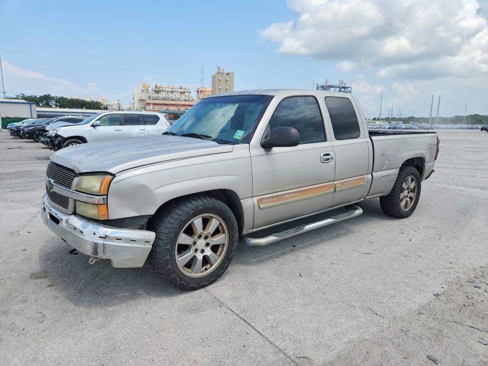 Продажа на аукционе авто 2004 Chevrolet Silverado, vin: 2GCEC19T841184839, номер лота: 63910496