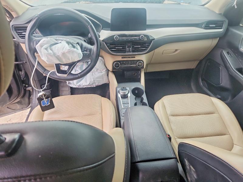 2020 Ford Escape მანქანა იყიდება აუქციონზე, vin: 1FMCU0BZ0LUB80523, აუქციონის ნომერი: 63376756