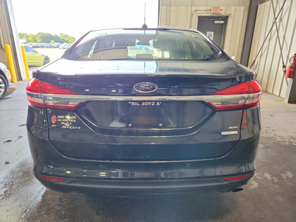 63617146 :رقم المزاد ، 3FA6P0HD5HR264295 vin ، 2017 Ford Fusion مزاد بيع