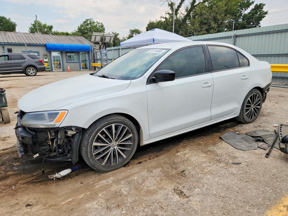 2016 Volkswagen Jetta მანქანა იყიდება აუქციონზე, vin: 3VWD17AJ7GM252038, აუქციონის ნომერი: 63514566