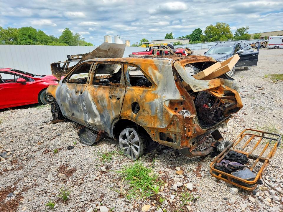 Продаж на аукціоні авто 2019 Kia Sorento, vin: 5XYPHDA55KG523021, номер лоту: 63562246