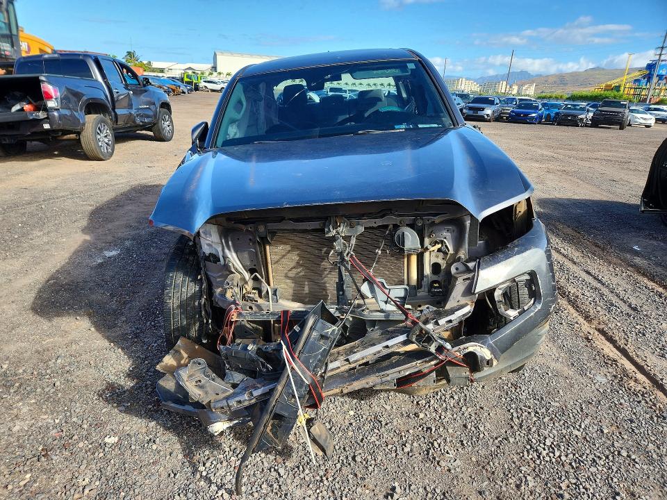 65755606 :رقم المزاد ، 5TFAX5GN5JX119430 vin ، 2018 Toyota Tacoma مزاد بيع