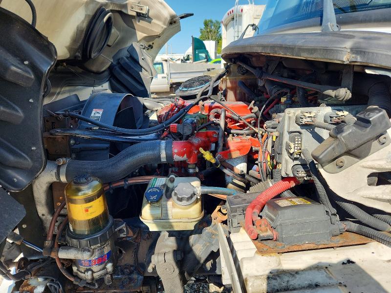 65416756 :رقم المزاد ، 1FVACXDT3CHBM7113 vin ، 2012 Freightliner M2 مزاد بيع