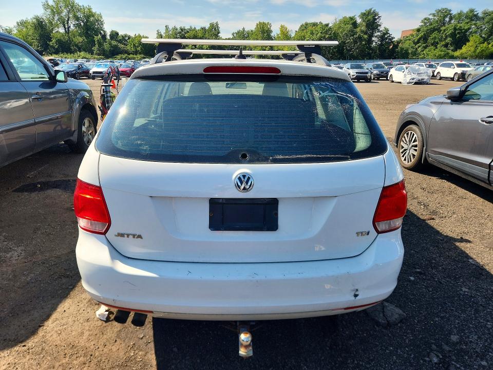 65256586 :رقم المزاد ، 3VWML7AJ2DM661103 vin ، 2013 Volkswagen Jetta مزاد بيع