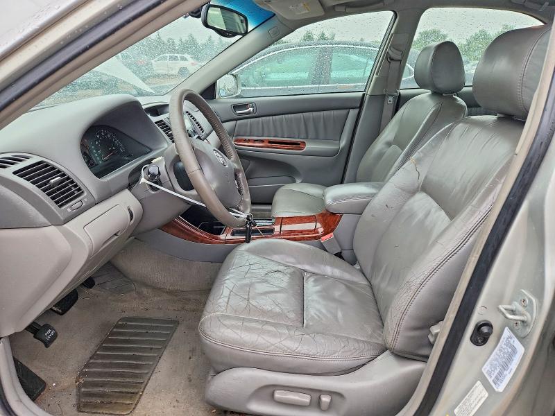 65170086 :رقم المزاد ، 4T1BE30K13U253396 vin ، 2003 Toyota Camry مزاد بيع