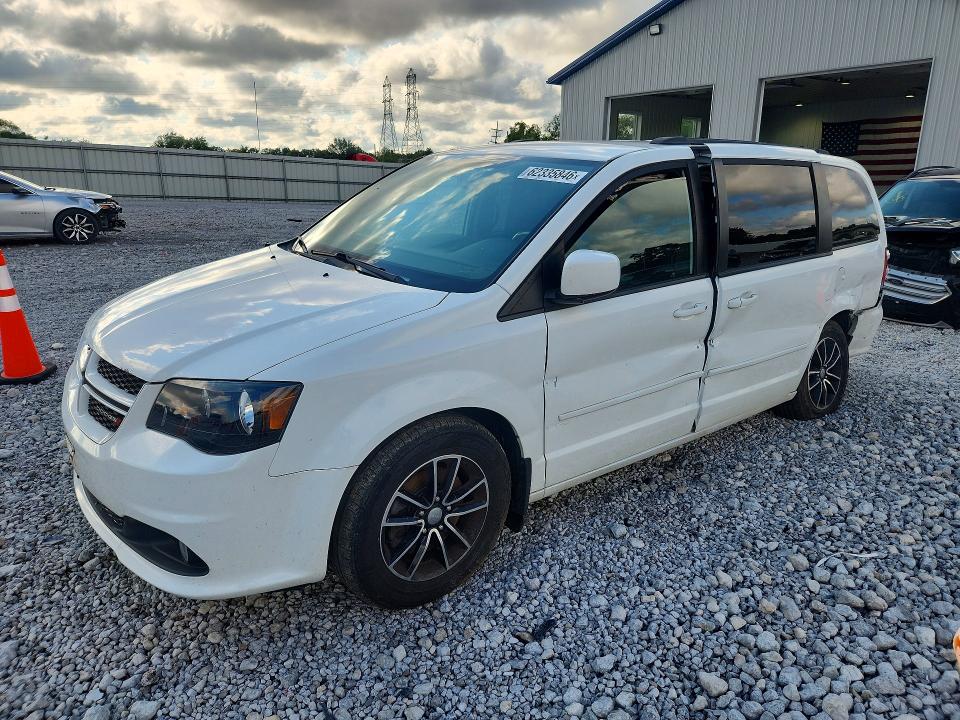 62335846 :رقم المزاد ، 2C4RDGEG1HR640519 vin ، 2017 Dodge Grand Caravan مزاد بيع