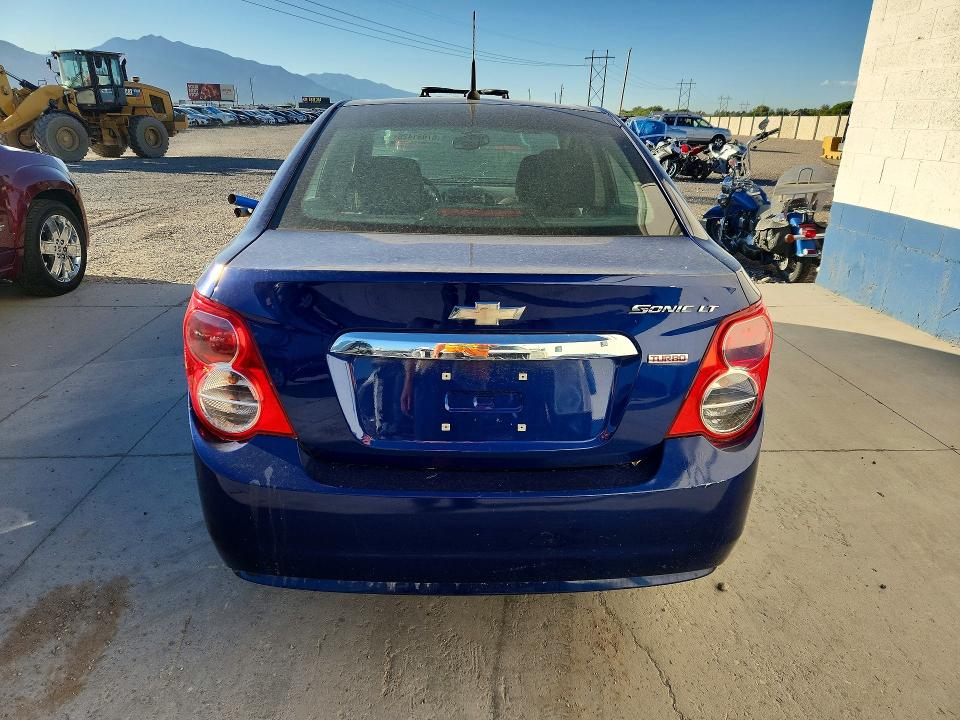2014 Chevrolet Sonic მანქანა იყიდება აუქციონზე, vin: 1G1JC5SBXE4134076, აუქციონის ნომერი: 67031426