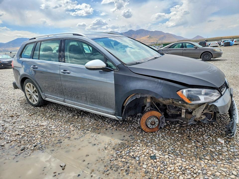 Aukcja sprzedaży 2017 Volkswagen Golf Alltrack, vin: 3VWH17AU9HM516776, numer aukcji: 66808816
