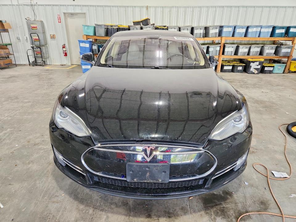 Продажа на аукционе авто 2014 Tesla Model S, vin: 5YJSA1H18EFP49436, номер лота: 66538066