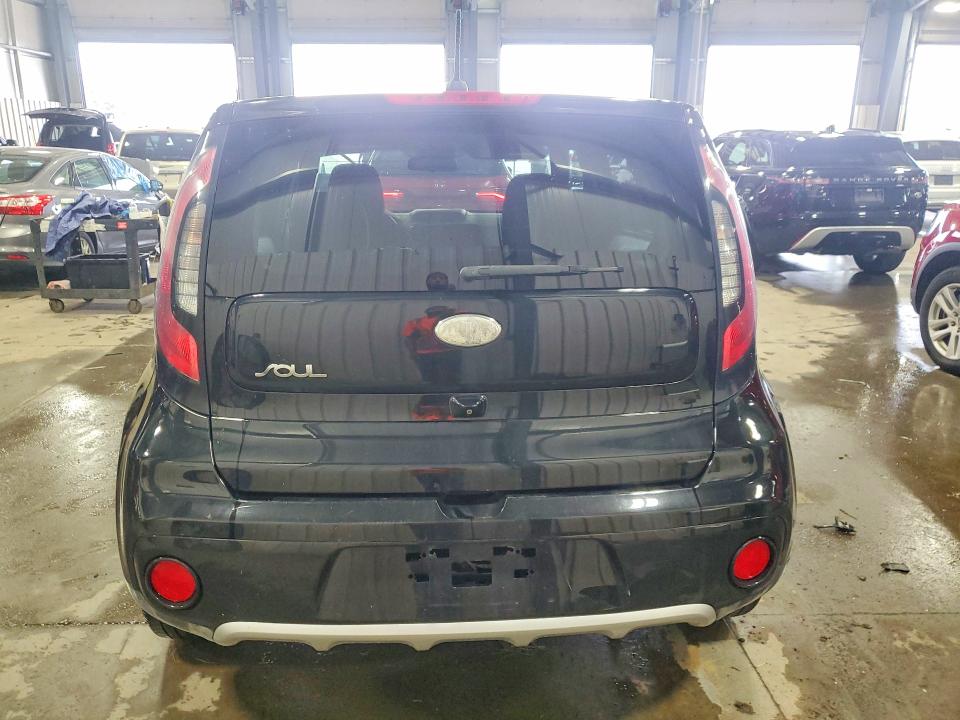 Продаж на аукціоні авто 2017 Kia Soul, vin: KNDJP3A59H7410102, номер лоту: 65657576